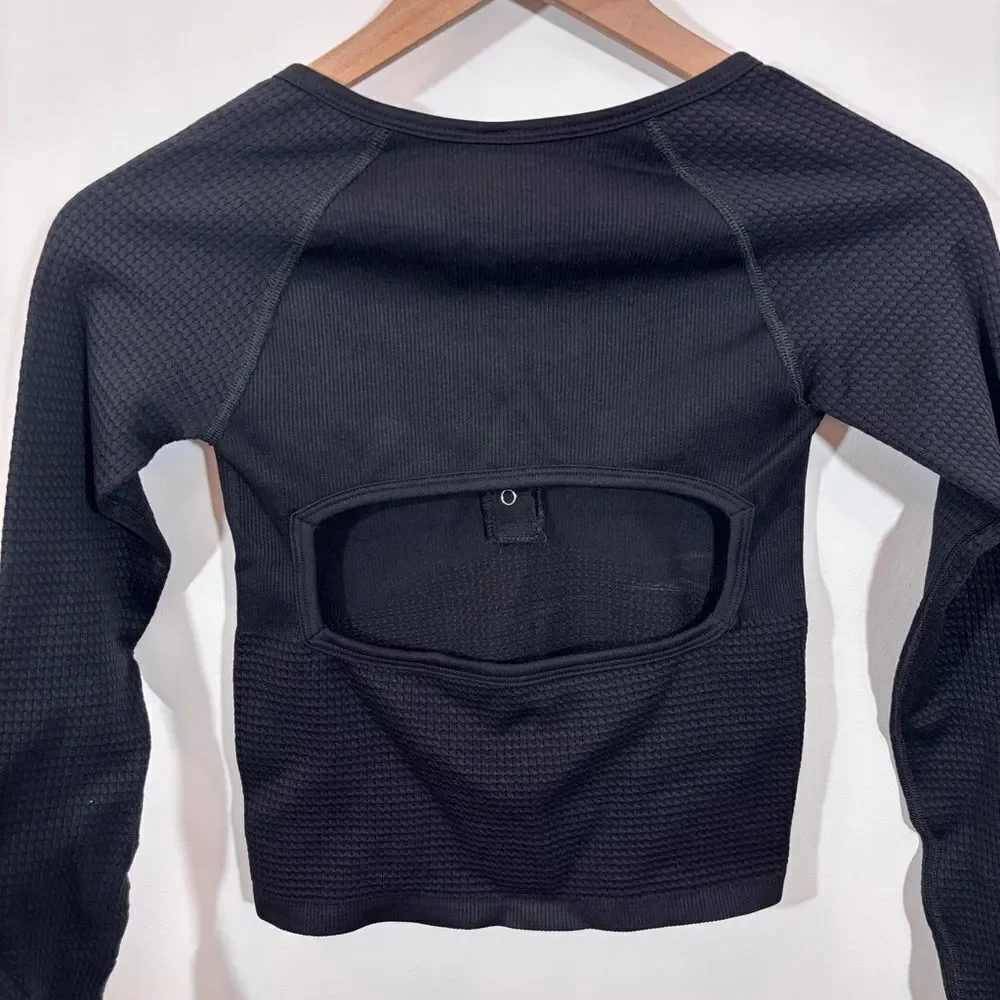 FREE PEOPLE MOVEMENT BAIL OUT LONG SLEEVE LAYER NEW with tags Size XS/S Black